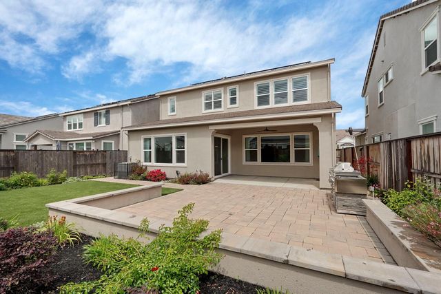 2946 Valencia, Lodi, CA 95242