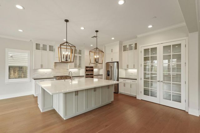 2946 Valencia, Lodi, CA 95242