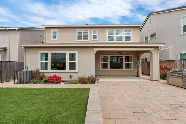 2946 Valencia, Lodi, CA 95242