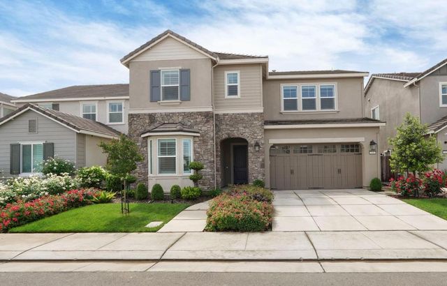 2946 Valencia, Lodi, CA 95242