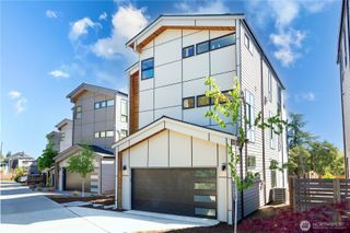 7107 Aurora Avenue N, Seattle, WA 98103