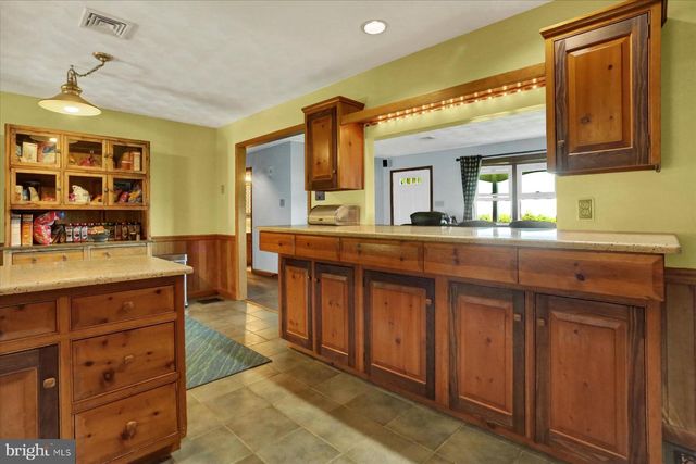 307 MOUNTAIN RD, Lewisberry, PA 17339
