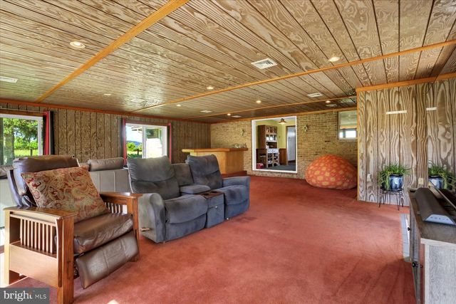 307 MOUNTAIN RD, Lewisberry, PA 17339