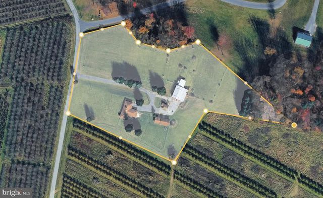 307 MOUNTAIN RD, Lewisberry, PA 17339