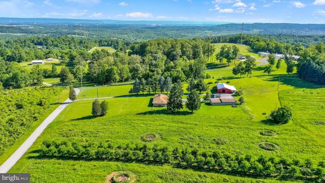 307 MOUNTAIN RD, Lewisberry, PA 17339