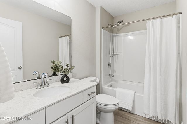 1221 CASTLE TRAIL Drive, St. Johns, FL 32259