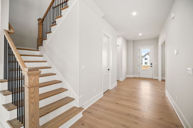 1420 Round Hill Lane, Spring Hill, TN 37174