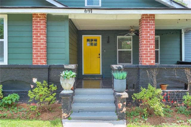 691 Florence Place NW, Atlanta, GA 30318