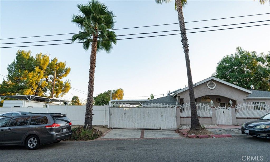13150 Aztec, Sylmar, CA 91342 — photo 2
