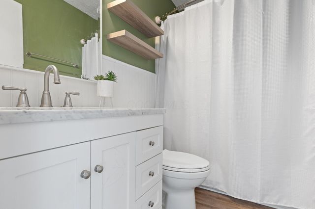 796 Timber Way Drive, 15B, Columbus, OH 43085