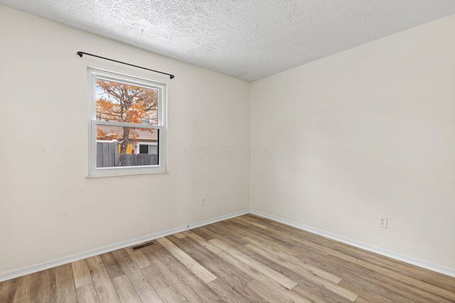 796 Timber Way Drive, 15B, Columbus, OH 43085