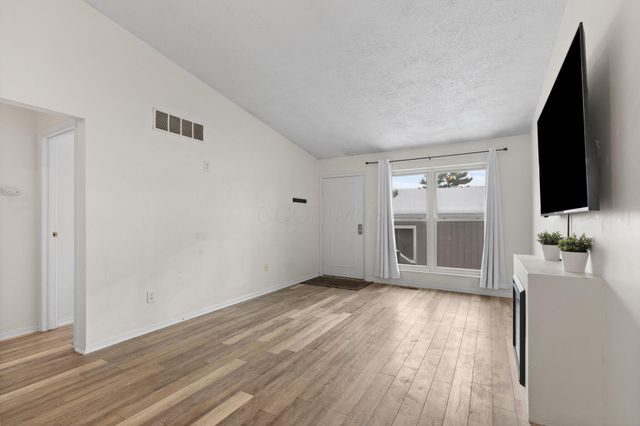 796 Timber Way Drive, 15B, Columbus, OH 43085