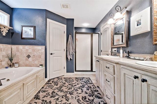 6 Devonshire Drive, Bella Vista, AR 72715