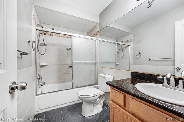 34335 Heartsworth Lane, Sterling Heights, MI 48312