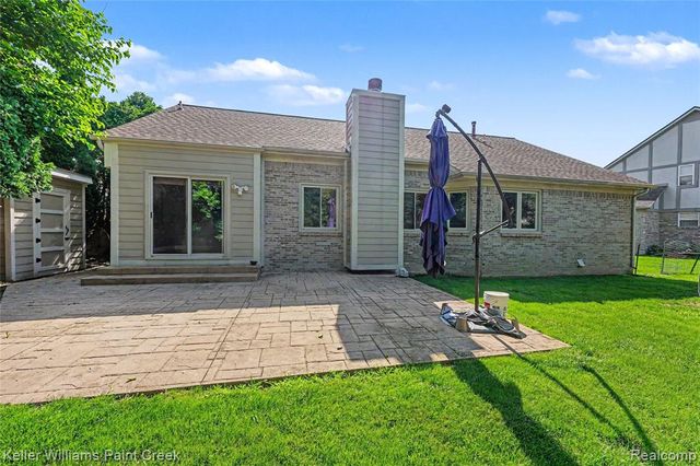 34335 Heartsworth Lane, Sterling Heights, MI 48312