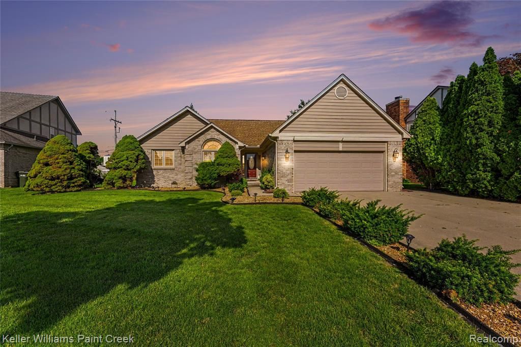 34335 Heartsworth Lane, Sterling Heights, MI 48312