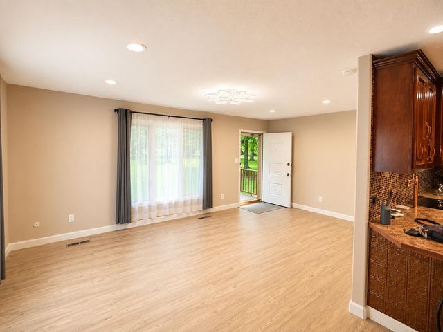6001 S Farm Road 249, Rogersville, MO 65742