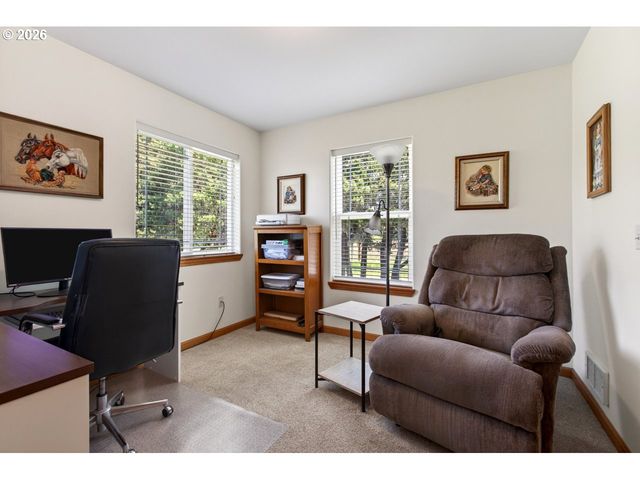 3956 BEACH LOOP Dr Sw, Bandon, OR 97411