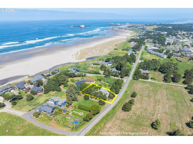 3956 BEACH LOOP Dr Sw, Bandon, OR 97411
