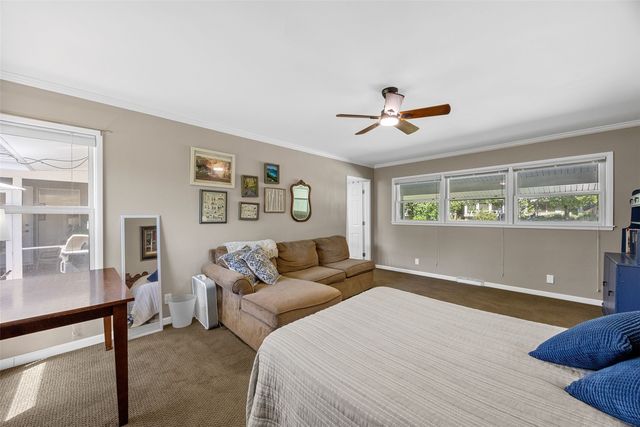 425 Red Fox Road SE, Cedar Rapids, IA 52403