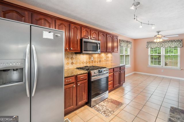 4124 High Country Drive, Douglasville, GA 30135