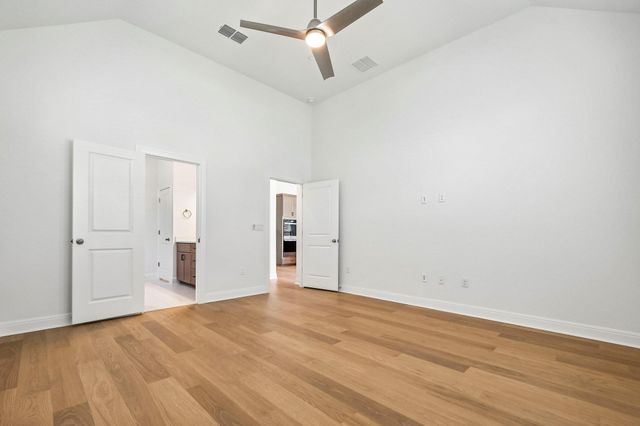 279 San Saba DR, Buda, TX 78610