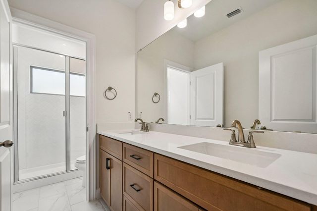 279 San Saba DR, Buda, TX 78610