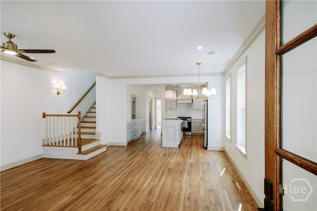 807 E 33rd, Savannah, GA 31401