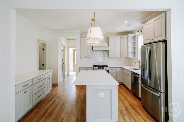 807 E 33rd, Savannah, GA 31401