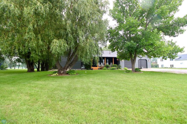1307 Libra Lane, Fargo, ND 58104