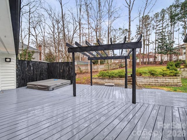 3911 Windwood Circle, Charlotte, NC 28226