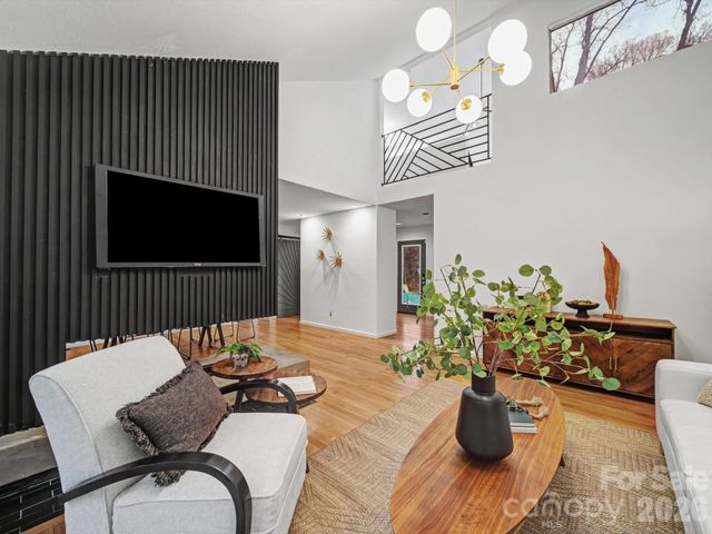 3911 Windwood Circle, Charlotte, NC 28226