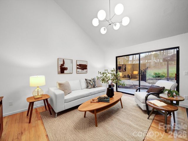 3911 Windwood Circle, Charlotte, NC 28226