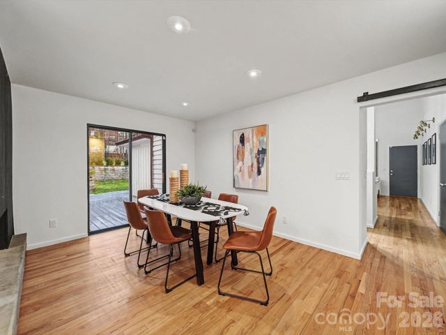 3911 Windwood Circle, Charlotte, NC 28226