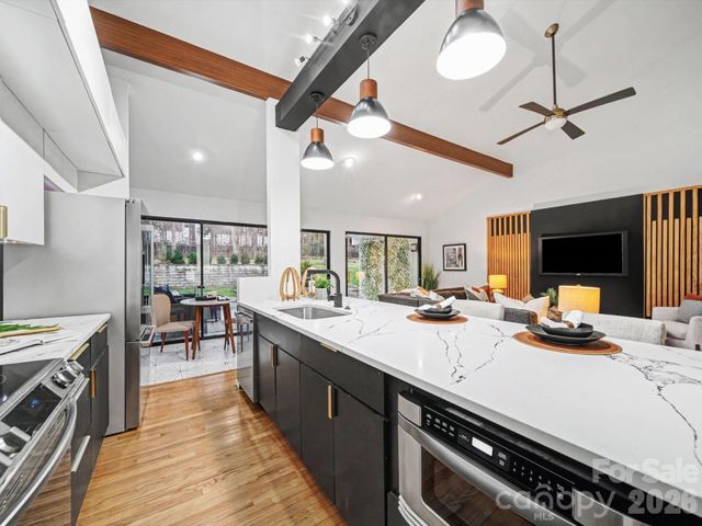 3911 Windwood Circle, Charlotte, NC 28226