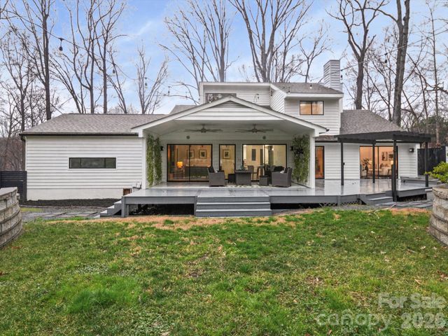 3911 Windwood Circle, Charlotte, NC 28226