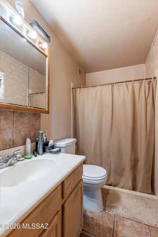 805 S Avenida Los Reyes, Tucson, AZ 85748