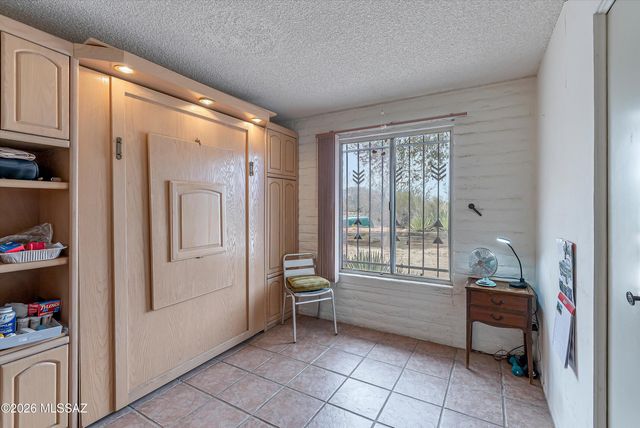 805 S Avenida Los Reyes, Tucson, AZ 85748