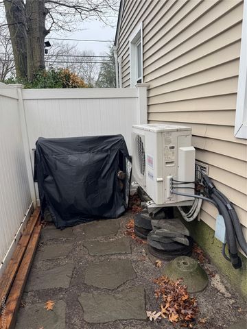 41 W 6th Street, Patchogue, NY 11772