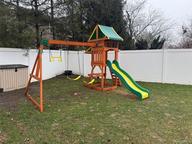 41 W 6th Street, Patchogue, NY 11772