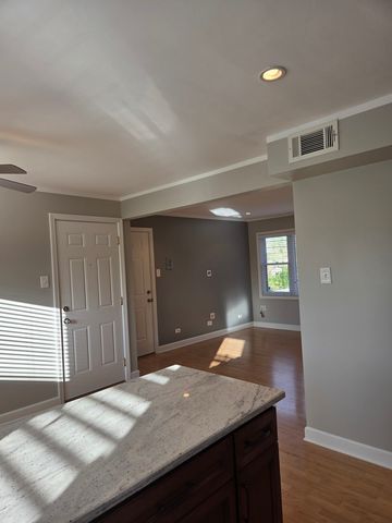 6830 W Lode Drive 3A, Worth, IL 60482