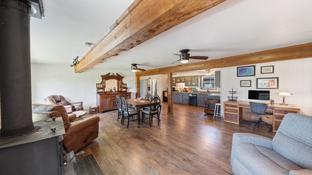 1053 Vz County Road 4206, Athens, TX 75752