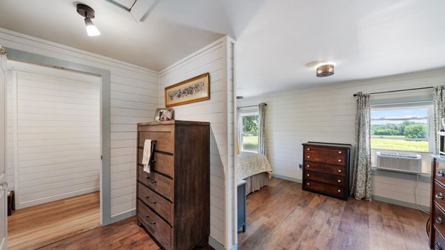 1053 Vz County Road 4206, Athens, TX 75752