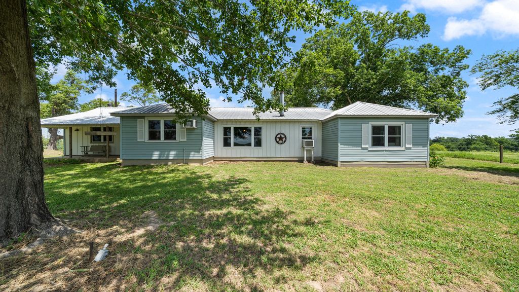 1053 Vz County Road 4206, Athens, TX 75752