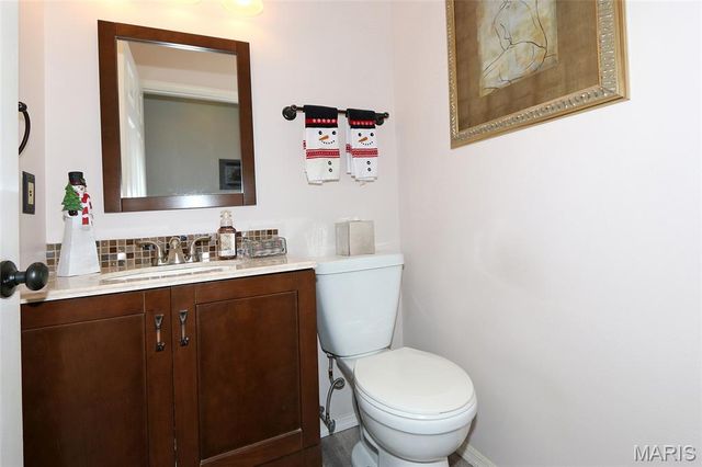 13138 Royal Pines Drive, Maryland Heights, MO 63146