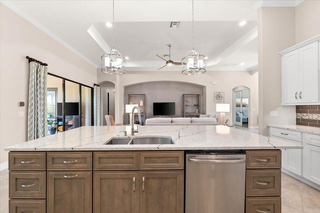 5637 ARNIE LOOP, Bradenton, FL 34211