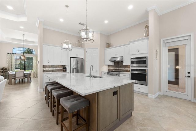 5637 ARNIE LOOP, Bradenton, FL 34211