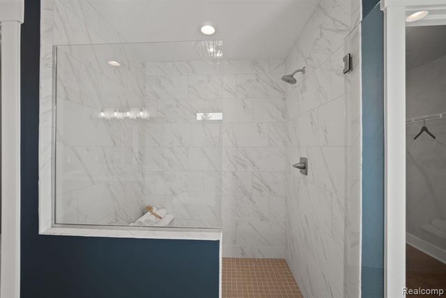 2774 Enclave Drive, Rochester, MI 48363