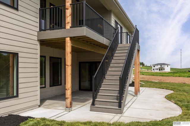11306 S 181st Circle, Gretna, NE 68028