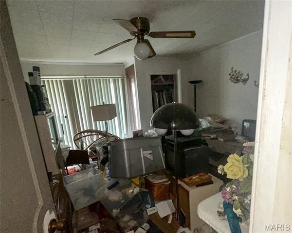 411 Elm Drive, East St Louis, IL 62203